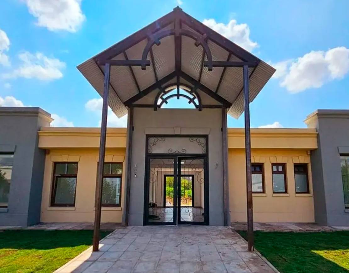 ¡3 AÑOS CUMPLIENDO EL SUEÑO DE ESTUDIAR EN CASA!